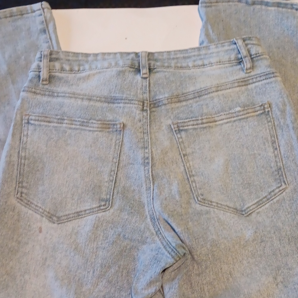 Jeans - Picture 3 of 4